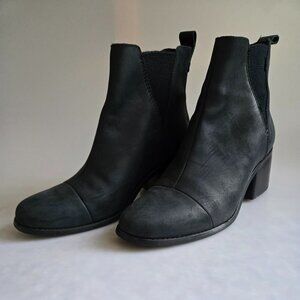 LN TOMS Esme Black Leather Ankle Chelsea Boots